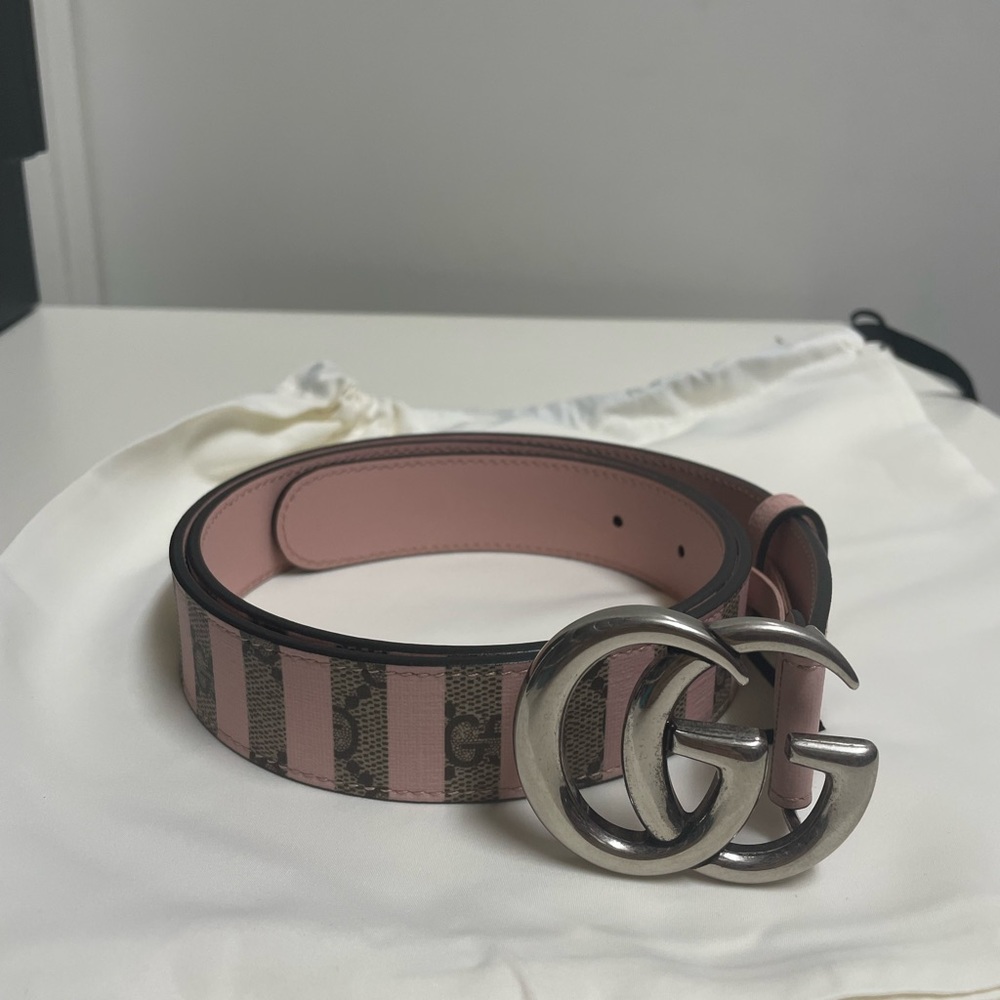 Gucci Marmont GG Supreme belt